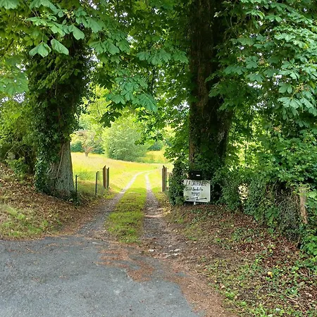 Dom wakacyjny La Daubiniere Saint-Ouen-le-Pin