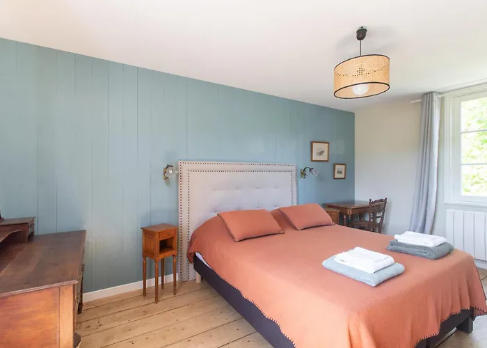 La Daubiniere Saint-Ouen-le-Pin